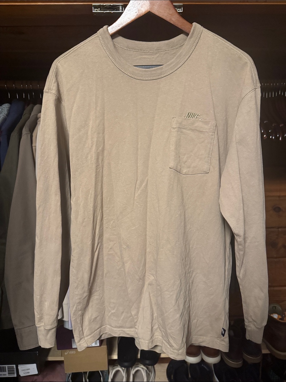 Nike Long Sleeve Pocket Tee